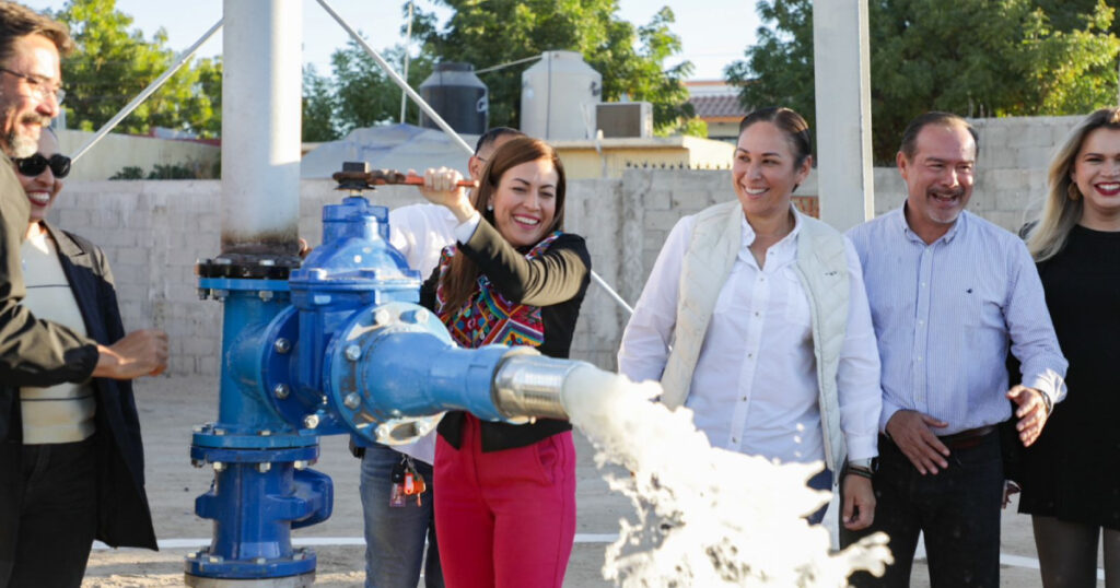 Entrega Milena Quiroga obra hidráulica en colonia Miramar El