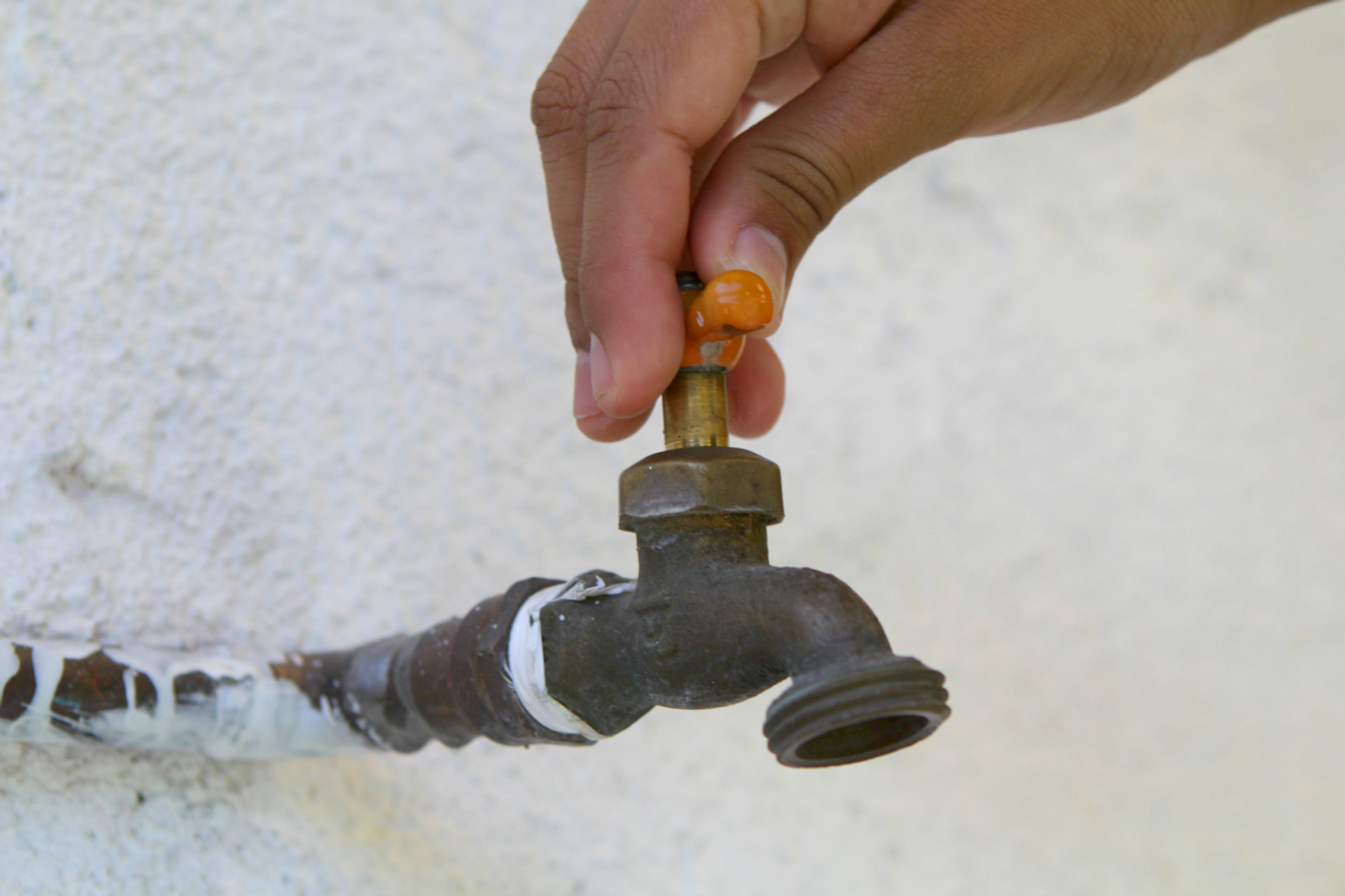 Trabajos de SAPA La Paz dejará a 10 colonias sin agua los días 15 y 16 de  abril