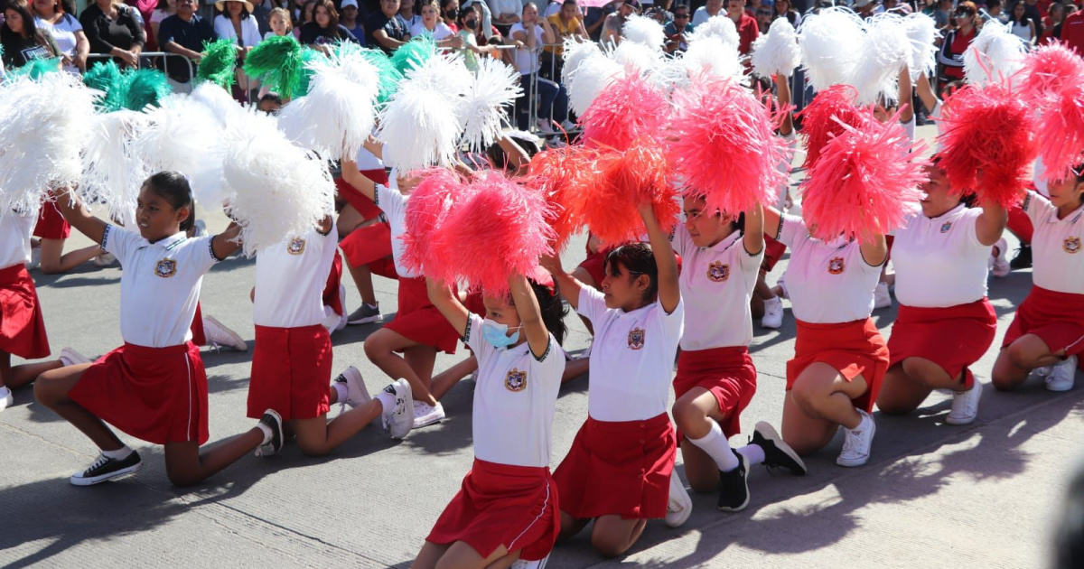 Después de 3 años, realizan desfile alusivo a la Revolución Mexicana en Los  Cabos - El Informante de Baja California Sur