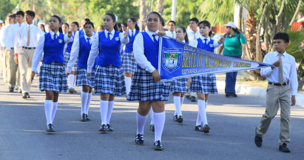 Desfile 20 de noviembre Archivos El Informante de Baja California Sur